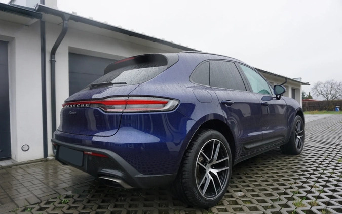 Porsche Macan cena 310000 przebieg: 23000, rok produkcji 2021 z Skoki małe 92